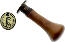 Cachet Révolutionnaire au monogramme BF (crica 1790) (Laiton doré, 46.84 gr, 25 mm). Superbe.

Provient de la collection du Docteur André Bernheim