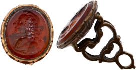 Sceau Révolutionnaire au profil de Voltaire (circa 1778) (Comaline, 5.24 gr, 16 mm). Superbe.

Voltaire, de son vrai nom François-Marie Arouet, était ...