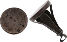 Sceau Révolutionnaire uniface (circa 1790) (Argent, 3.60 gr, 17 mm). Superbe.

Provient de la collection du Docteur André Bernheim