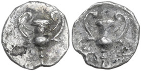 Greek Italy. Southern Apulia, Tarentum. AR Obol, c. 302-228 BC. Obv. Kantharos. Rev. Kantharos between two stars. HN Italy 1076; Vlasto 1650. AR. 0.40...