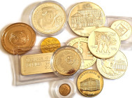 Kleiner Posten moderne Medaillen, dabei Silber und 1x Gold
