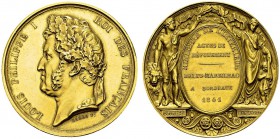 Médaille en or 1841 par Barre. 37.5 mm. Récompense nationale pour actes de dévouement. Av. LOUIS PHILIPPE I ROI DES FRANCAIS. Tête laurée à gauche. Rv...