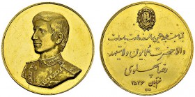Gold medal MS 2536 (1977). 27 mm. Prince Reza Pahlavi. AU. 10.03 g. AU cleaned