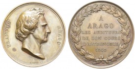 Médaille en bronze 1843 par Antoine Bovy. 56 mm. François Arago, hommage des auditeurs de son cours d'astronomie. BR. 81.14 g. TTB
Poinçon "proue" et...