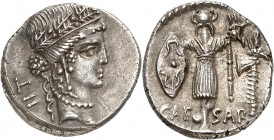 EMPIRE ROMAIN
Jules César (60-44 av. J.C.). Commémoration des victoires gauloises de Jules César. Denier, atelier grec, 48 av. J.C.
Av. LII Tête de ...