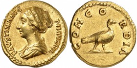 EMPIRE ROMAIN
Faustine II, femme de Marc Aurèle (161-180). Aureus, Rome.
Av. Buste drapé et coiffé à gauche. Rv. Colombe.
Cal. 2044d. 7,20 grs.
Pr...