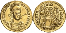 EMPIRE ROMAIN
Constance II (324-361). Solidus, Constantinople.
Av. FL IVL CONSTAN-TIVS PERP AVGV. Buste diadémé, casqué et cuirassé de Constance II ...