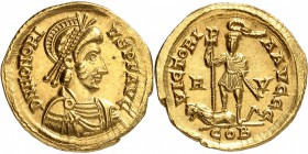 EMPIRE ROMAIN
Honorius (393-423). Solidus 408, Ravenne.
Av. Buste casqué et cuirassé à droite. Rv. Honorius debout de face tenant une épée dans sa m...