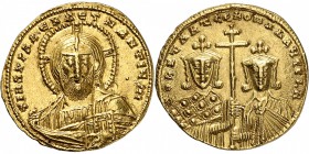 EMPIRE BYZANTIN
Constantin VII Porphyrogénète (945-959). Solidus, Constantinople.
Av. + IHS XPS REX - REGNANTIYM Buste du Christ de face, portant le...