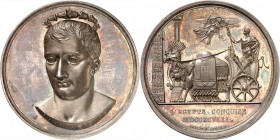 EGYPTE
Napoléon Bonaparte. Médaille en argent 1798, célébrant la conquête de l’Egypte, par Touannon et Denon.
Av. Buste de trois-quarts. Rv. Napoléo...