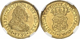 ESPAGNE
Philippe V (1700-1746). 2 escudos 1732, Séville.
Av. Buste habillé à droite. Rv. Écu couronné. 
Cal 423. 6,75 grs.
NGC MS 62. Exemplaire e...