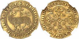FRANCE
Philippe V (1316-1322). Agnel d’or.
Av. Agneau pascal à gauche, la tête tournée à droite, devant une croix avec gonfanon Rv. Croix quadrilobé...