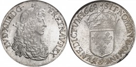 FRANCE
Louis XIV (1643-1715). Écu au buste juvénile 1668, Rennes.
Av. Buste drapé et lauré à droite. Rv. Écu de France couronné.
Dup. 1483.
NGC MS...