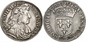 FRANCE
Louis XIV (1643-1715). 1/4 écu à la cravate 1679 &, Aix en Provence.
Av. Buste cuirassé à droite. Rv. Écu de France couronné.
Dup. 1495. 6,7...