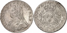FRANCE
Louis XV (1715-1774). Écu aux lauriers 1727 Z, Grenoble. 
Av. Buste habillé à gauche. Rv. Écu ovale couronné.
Dup. 1675, G. 321. 29,30 grs....