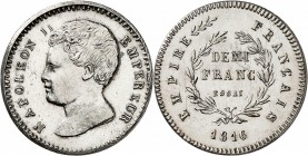 FRANCE
Napoléon II (1811-1832). 1/2 franc 1816, essai en argent.
Av. Tête nue à gauche. Rv. Valeur dans une couronne.
G. 400. 2,41 grs.
Infime net...