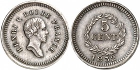 FRANCE
Henri V, prétendant (1820-1883). 5 centimes 1832, Bruxelles, essai en argent.
Av. Buste nu à droite. Rv. Valeur dans une couronne.
G.141. 2,...