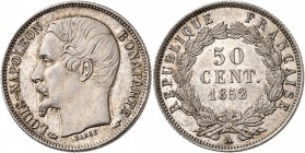 FRANCE
Louis Napoléon Bonaparte (1851-1852). 50 centimes 1852, Paris.
Av. Tête nue à gauche. Rv. Valeur dans une couronne.
G. 412, 2,50 grs.
Frapp...