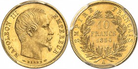 FRANCE
Napoléon III (1852-1870). 10 francs or 1854, Paris, petit module.
Av. Tête nue à droite. Rv. Valeur dans une couronne.
G. 1013.
PCGS MS 63....