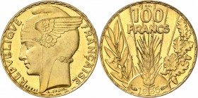 FRANCE
III° République (1870-1940). 100 francs Bazor 1935, essai en cuivre doré, poinçon « CU » au-dessus de la valeur. 
Av. Tête de Marianne avec c...