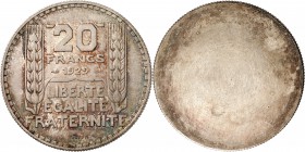 FRANCE
III° République (1870-1940). 20 francs 1929, essai uniface de revers en bronze argenté.
Av. Valeur entre deux épis de blé.
GEM.199.2.
PCGS ...