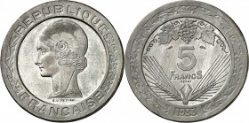 FRANCE
III° République (1870-1940). 5 francs 1933, concours de Vezien, étain.
Tête de Marianne à gauche coiffée d’un bonnet phrygien. Rv. Valeur ent...