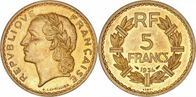 FRANCE
III° République (1870-1940). 5 francs 1934, essai en bronze-alu.
Av. Tête laurée à gauche. Rv. Valeur dans une couronne. 
GEM.141.8.
Très r...