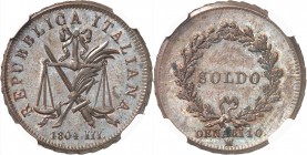ITALIE
Milan, Napoléon Ier Roi d’Italie (1805-1814). Soldo / Denari 10 1804 M an III.
Av. Épée entrecroisée avec un rameau, balance de la justice. R...