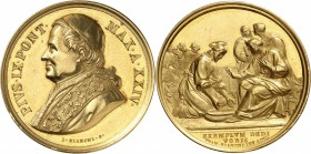 ITALIE
Vatican, Pie IX (1846-1878). Médaille en or 1870, par G. Bianchi.
Av. Buste habillé à gauche. Rv. Jésus lavant les pieds de Saint-Pierre.
32...