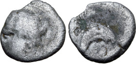 Etruria, Populonia AR 10 Asses. Circa 300-250 BC. Laureate male head to left / Dolphin to right. EC I, 72 (O12); HN Italy -; HGC 1, -. 2.56g, 16mm. 

...