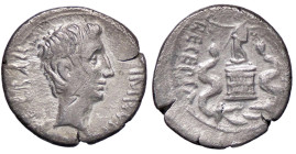 ROMANE IMPERIALI - Augusto (27 a.C.-14 d.C.) - Quinario C. 14; RIC 18 (AG g. 1,67) Contromarca al D/

qBB
