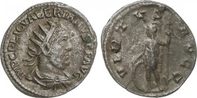 Empire
Antoniniano. 253-255 d.C. VALERIANO I. Anv.: IMP C P LIC VALERIANVS PF AVG. Rev.: VIRTVS AVG. Virtud a izquierda con escudo y lanza. 3,32 grs....