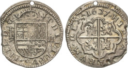 Philip IV
2 Reales. 1627. SEGOVIA. Sin ensayador. 5,65 grs. (Cospel faltado, perforación, oxidaciones limpiadas). ESCASA. AC-955. MBC.
