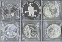Lote 11 monedas, 1 Set y 4 medallas. ESTADO ESPAÑOL a MEDALLAS. AR. Contiene 2 monedas 1 Ecu 1989 Rapto de Europa, 5 Ecu 1989 Carlos V, 2 monedas 2.00...