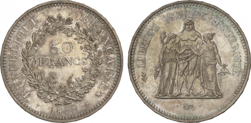 France
50 Francs. 1977. 29,97 grs. AR. Grupo Hércules. Pátina. KM-941.1. SC-.