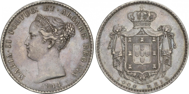 Portugal
1.000 Reis. 1844. MARIA II. 29,42 grs. AR. (Leves golpecitos). Pátina....