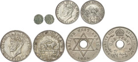 Lote 4 monedas. 1881 a 1944. ÁFRICA OCCIDENTAL BRITÁNICA, ÁFRICA ORIENTAL BRITÁNICA e INDIA. AR, CuNi. Incluye un Fannan 1881 Travancore de la India, ...