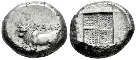 Bithynia. Kalchedon. Tetradrachm. 367/6-340 a.C. (SNG BM Black Sea-93). (Hgc-7,509). Anv.: KAΛX Bull standing left on grain ear; to left, monogram of ...