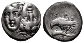 Kingdom of Thrace. Istros. Dracma. 400-350 BC. (Gc-1669). (Cy-1540). Anv.: Two young male heads facing (the Dioscuri?), side by side, one upright, the...