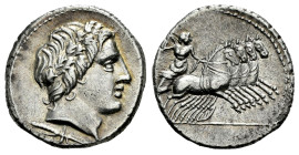 Anonymous. Denarius. 86 BC. Rome. (Ffc-85). (Craw-350/A2). (Cal-59). Anv.: Laureate head of Apolo Vejovis right, thunderbolt below. Rev.: Jupiter in q...