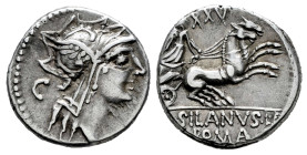 Junius. D. Junius Silanus L.f. Denarius. 91 BC. Rome. (Ffc-791). (Craw-337/3v). (Cal-871). Anv.: Head of Roma right, letter behind. Rev.: Victoy in bi...