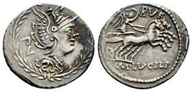 Lucilia. M. Lucilius Rufus. Denarius. 101 BC. Norte de Italia. (Ffc-821). (Craw-324/1). (Cal-909). Anv.: P.V., behind head of Roma right, within laure...