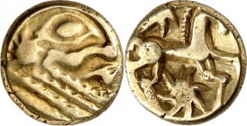 GALLIEN. 
BELLOVACI (um Beauvais). 
anonym. Goldstater ca. 60-25 v.Chr. 5,74g. Stilisierter Kopf mit mächtiger Nasenlinie n.r. / Pferd nr. r. zwisch...