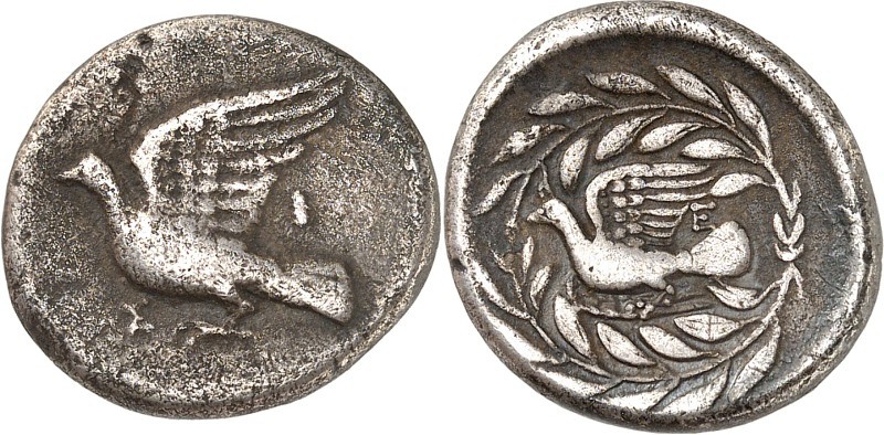 SIKYONIA. 
SIKYON (Vasilika). 
Drachme (360/330 v.Chr.) 5,7g. Taube fliegt n.l...