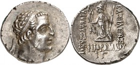 KAPPADOKIEN. 
KÖNIGREICH. 
Ariobarzanes I. Philorhomaios 96-63 v. Chr. Drachme ("13"= 83/82 v.Chr.) 3,77g. Kopf mit Diadem n.r. / BASILEWS - ARIOBAR...