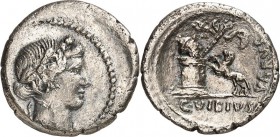 RÖMISCHE REPUBLIK : Silbermünzen. 
Gaius Vibius Varus 42 v. Chr. Denar 3,53g. Liberkopf n.r. / C. VIBIVS - VARVS Silenmaske auf und Thyrsus an Altar ...