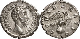 RÖMISCHES KAISERREICH. 
Divus Antoninus, unter Commodus 180. Denar (180) 3,27g. Kopf n.r. DIVVS M ANT-ONINVS PIVS / CONSECRATIO Adler steht mit ausge...