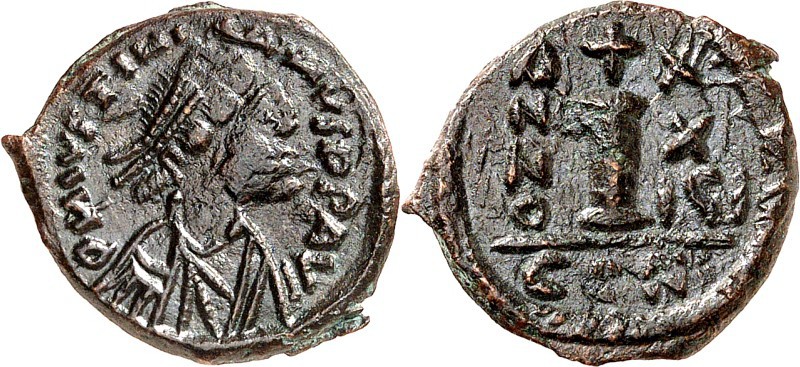 BYZANZ. 
IUSTINIANUS I. 527-565. AE-Deka 16mm ("28"= 554/555) 2,38g, Konstantin...