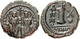 BYZANZ. 
IUSTINUS II. 565-578. AE-Decanummium 18mm ("10"= 574/575) 4,13g, Theupolis. Kaiserpaar thront v.v. / Wert M zw. ANNO - X mit SternI; oben Kr...