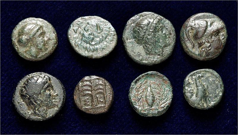 GRIECHEN. 
Allgemein: Bronzemünzen. 30 Kleinbronzen 5-13mm: meist Kleinasien: u...